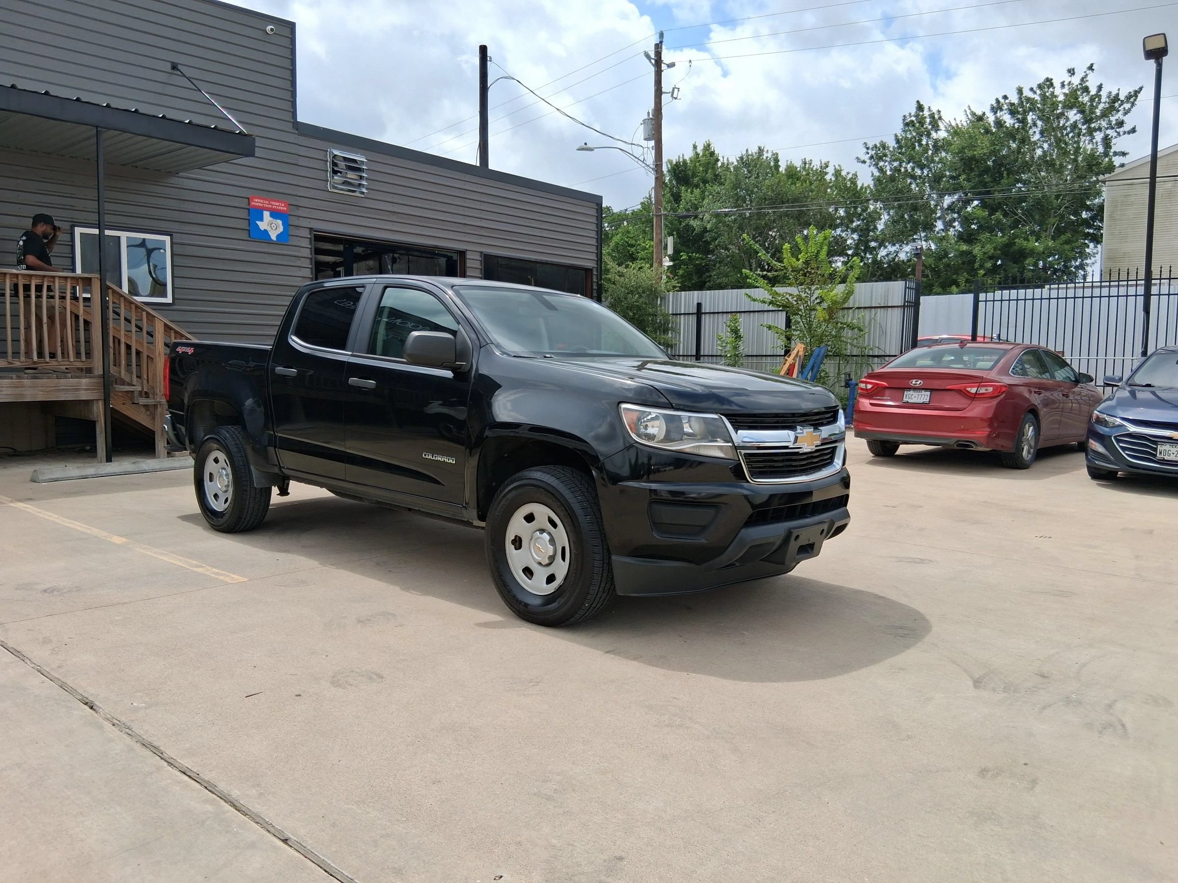 Used 2015 Chevrolet Colorado W/T w/ WT Convenience Package AWD/4WD image 13