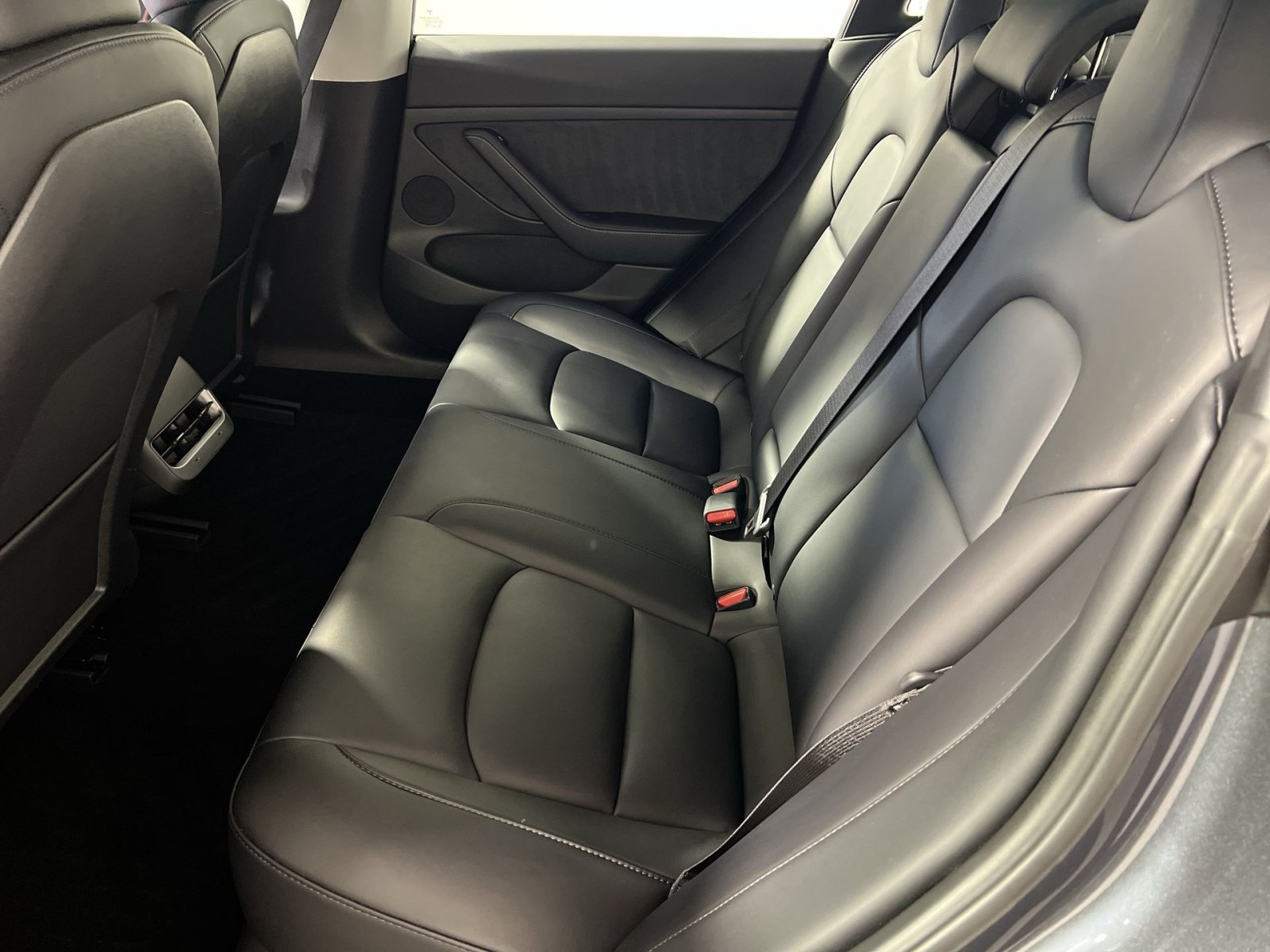 Used 2023 Tesla Model 3 Standard Range RWD image 26