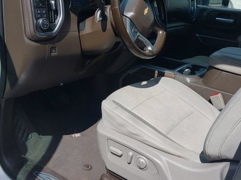 Used 2023 Chevrolet Silverado 2500 LT w/ All Star Edition AWD/4WD image 6