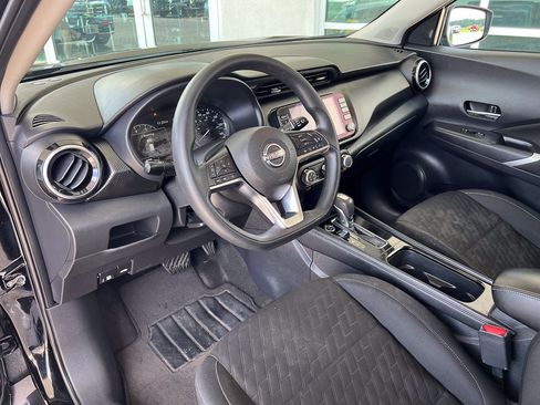 Used 2023 Nissan Kicks SV FWD image 14