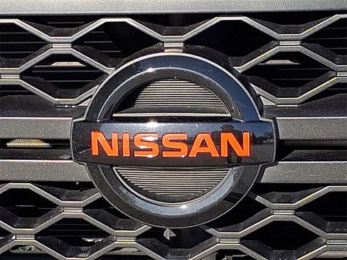 Used 2021 Nissan Titan PRO-4X w/ Pro-4x Utility Package image 27