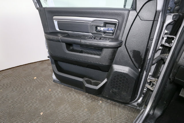 Used 2022 RAM 1500 Warlock w/ Electronics Group AWD/4WD image 33