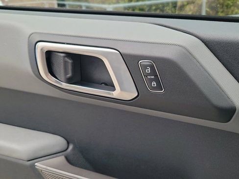 Used 2023 Ford Bronco Black Diamond image 20