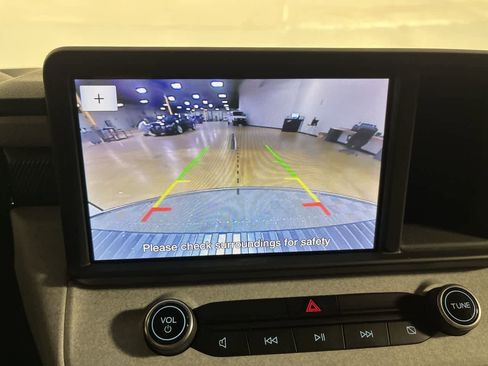 Used 2022 Ford Maverick XLT w/ Equipment Group 300A Standard image 19