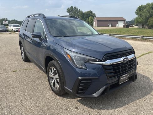 Used 2023 Subaru Ascent Premium AWD/4WD image 1