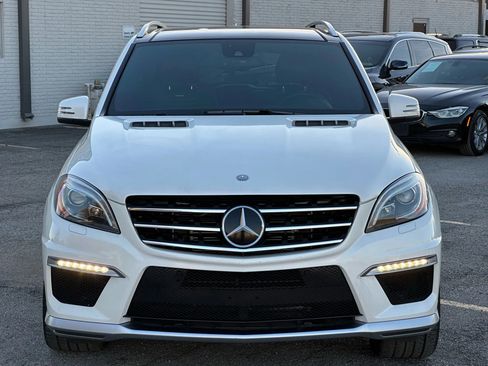Used 2013 Mercedes-Benz ML 63 AMG 4MATIC image 10