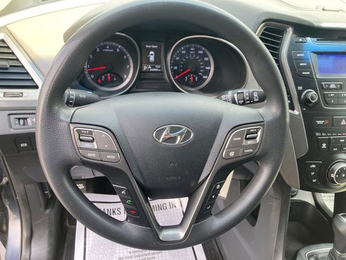 Used 2015 Hyundai Santa Fe Sport image 18