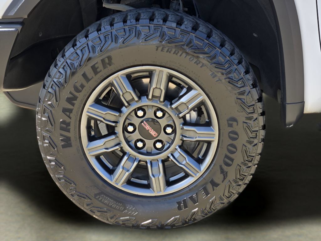 Used 2024 GMC Sierra 1500 AT4X AWD/4WD image 11