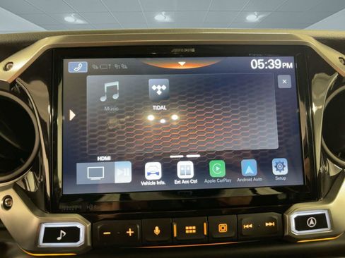 Used 2020 Jeep Wrangler Unlimited Sport image 25