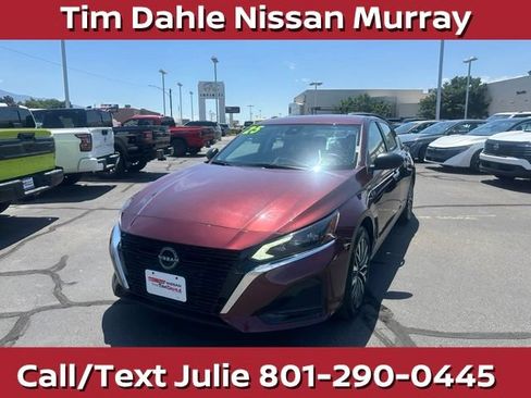 Used 2025 Nissan Altima 2.5 SV AWD/4WD image 5