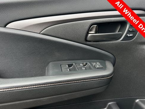 Used 2022 Honda Passport TrailSport image 11