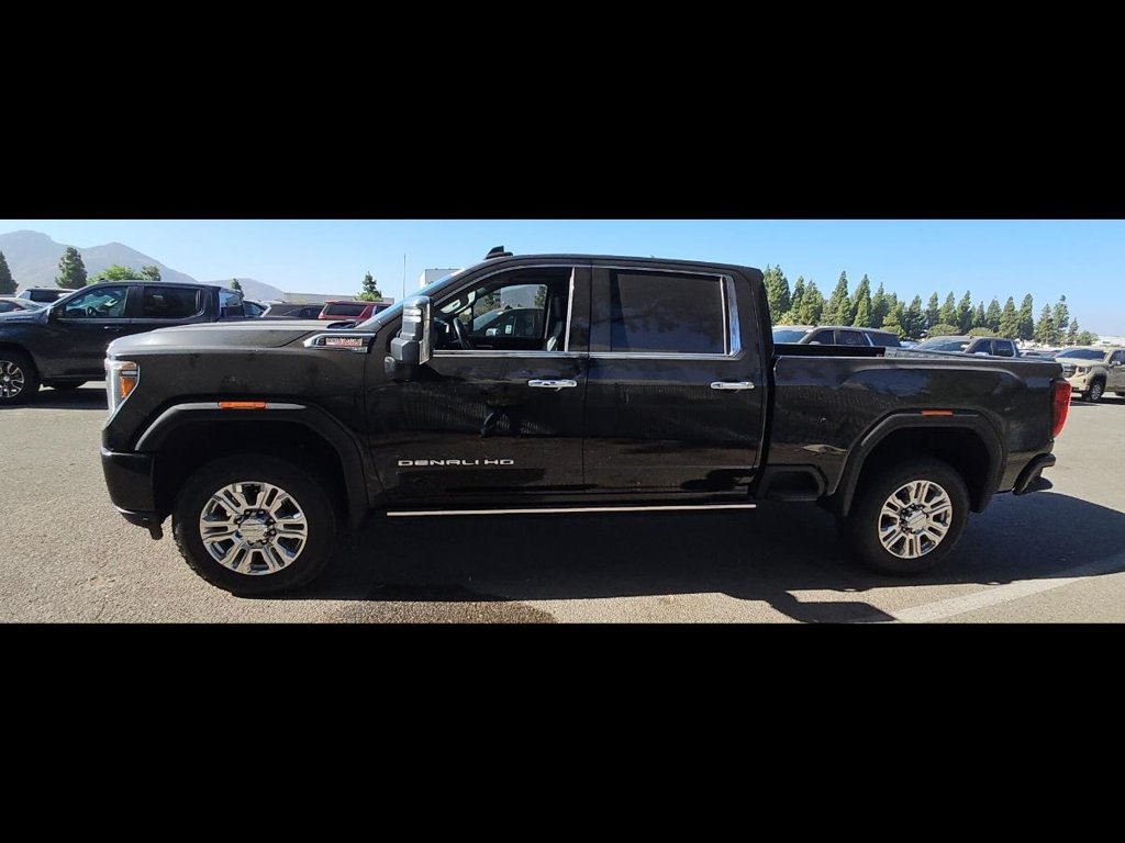 Used 2022 GMC Sierra 2500 Denali w/ Denali Ultimate Package AWD/4WD image 3