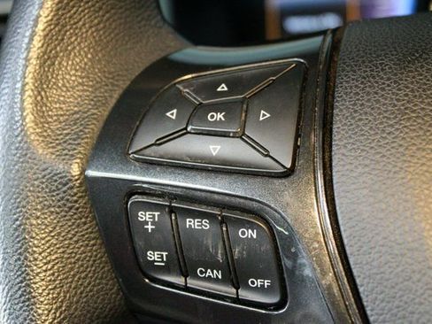 Used 2019 Ford Explorer XLT w/ XLT Sport Appearance Package image 23