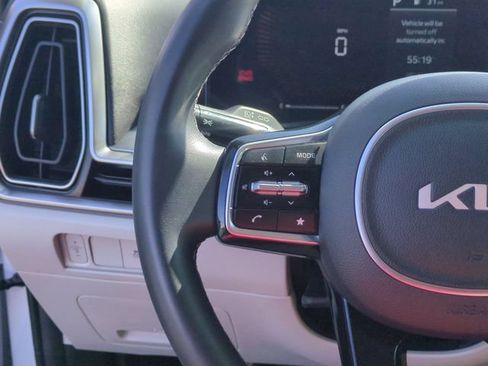 Certified 2025 Kia Sorento S AWD/4WD image 18