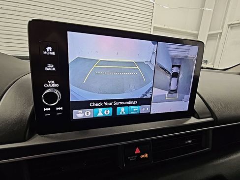 Used 2023 Honda Pilot Elite image 19