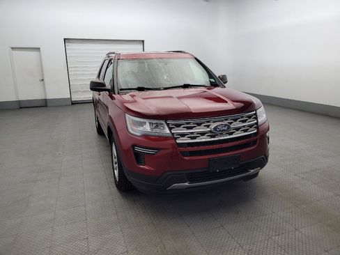 Used 2018 Ford Explorer XLT image 14