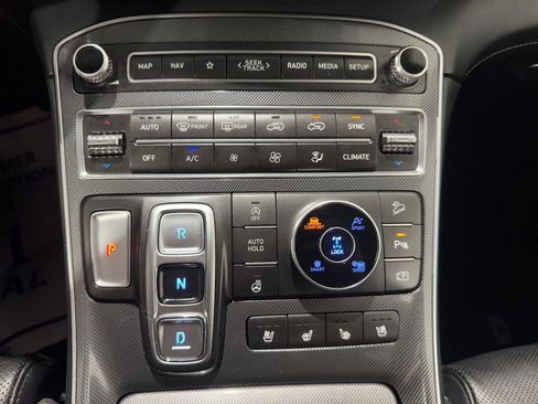 Used 2023 Hyundai Santa Fe Limited AWD/4WD image 36