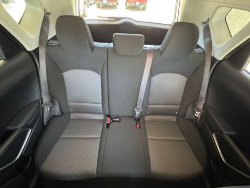 Used 2025 Kia Soul LX w/ LX Technology Package FWD image 36