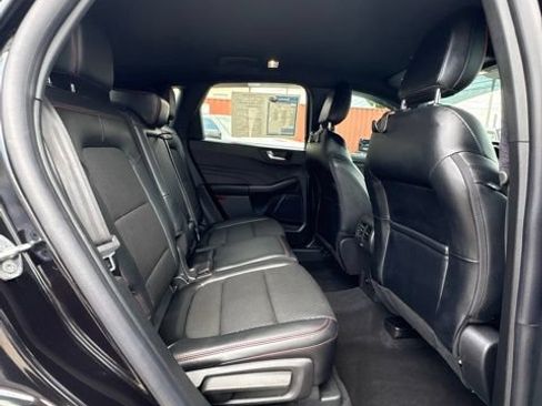 Used 2025 Ford Escape ST-Line w/ Tech Pack #1 AWD/4WD image 14