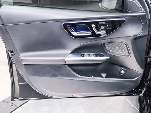 Used 2022 Mercedes-Benz C 300 Sedan image 27