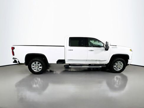 Used 2024 Chevrolet Silverado 3500 High Country w/ High Country Premium Package AWD/4WD image 7