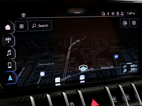 Used 2022 Lamborghini Urus image 18