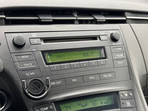 Used 2010 Toyota Prius Two image 4