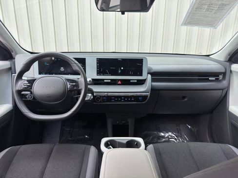 Used 2022 Hyundai Ioniq 5 SE RWD image 11