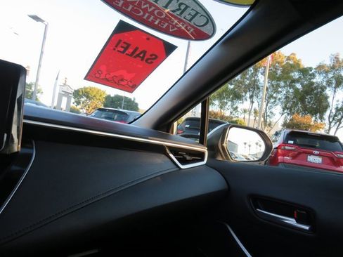 Certified 2023 Toyota Corolla SE image 29