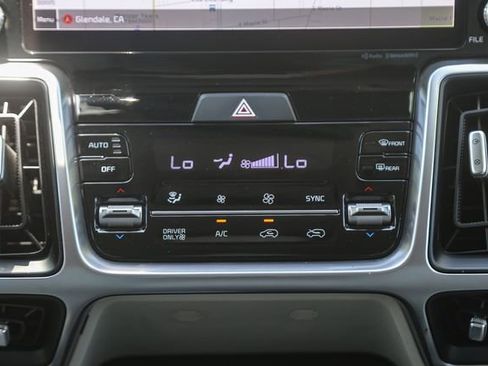 Used 2022 Kia Sorento S FWD image 15