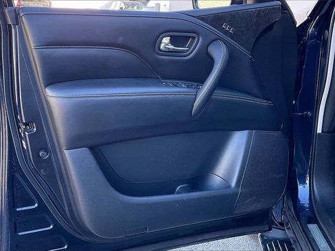 Used 2021 INFINITI QX80 Luxe image 22