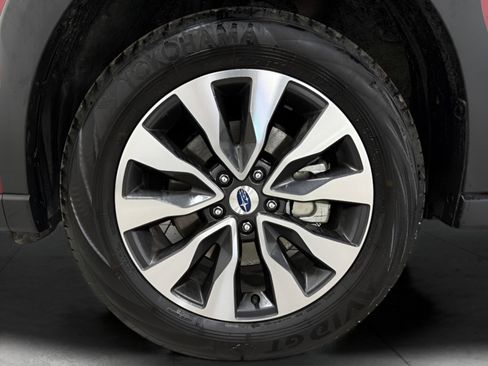 Certified 2025 Subaru Outback Limited image 21