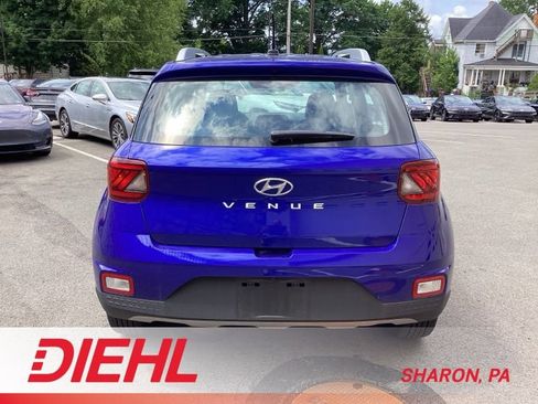Certified 2026 Hyundai Venue SEL FWD image 6
