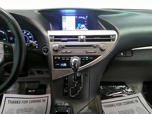 Used 2015 Lexus RX 450h AWD image 19