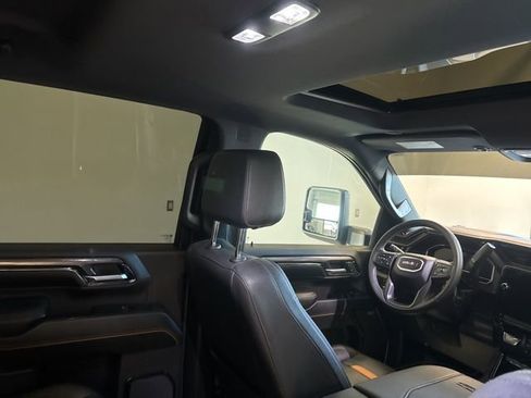 Used 2024 GMC Sierra 2500 AT4 w/ AT4 Premium Plus Package image 28