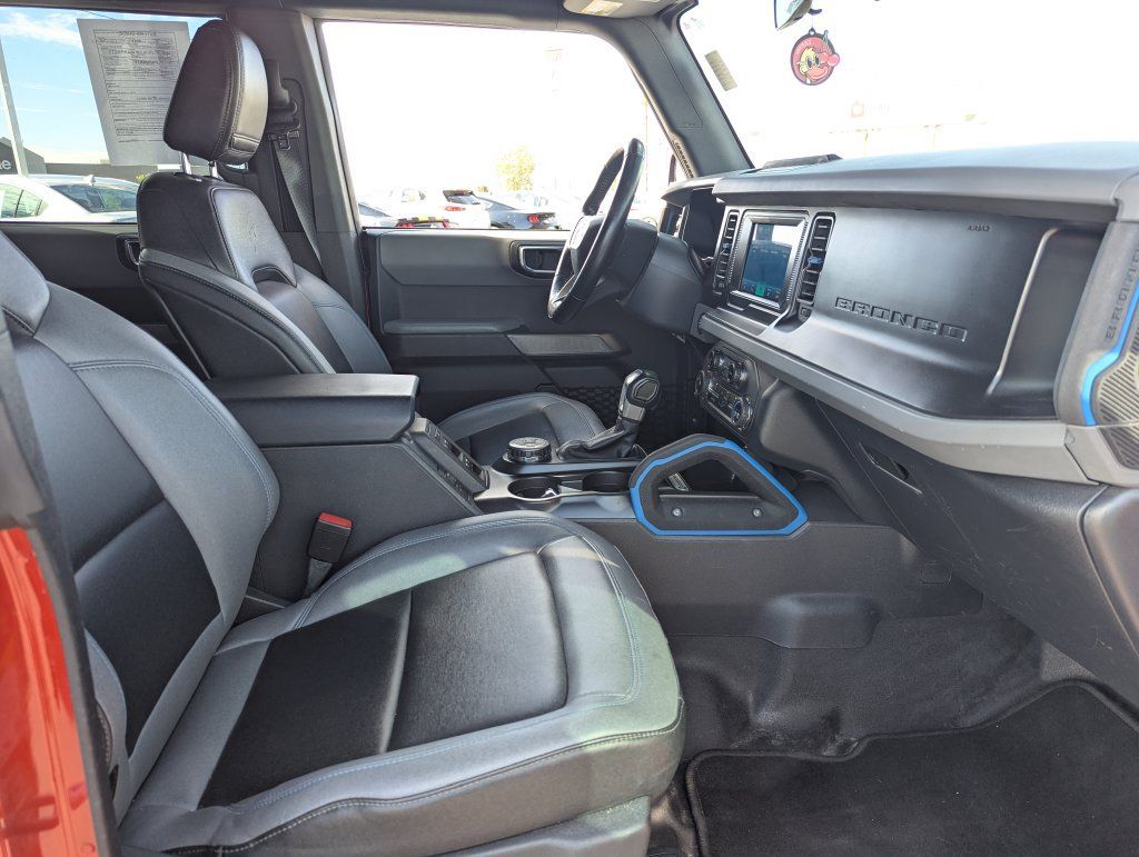 Used 2023 Ford Bronco Black Diamond AWD/4WD image 33