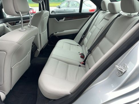 Used 2013 Mercedes-Benz C 300 4MATIC Sedan image 20