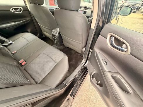 Used 2017 Nissan Sentra SR Turbo w/ SR Midnight Edition FWD image 7