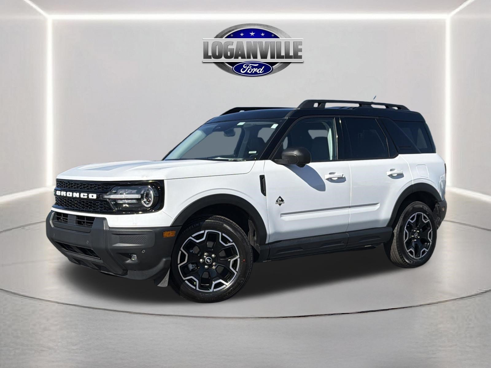 Used 2025 Ford Bronco Sport Outer Banks w/ Outer Banks Tech Package+ AWD/4WD image 1