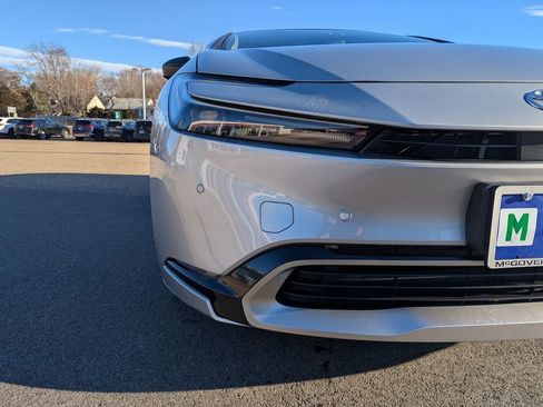 Used 2026 Toyota Prius Plug-In Hybrid image 10