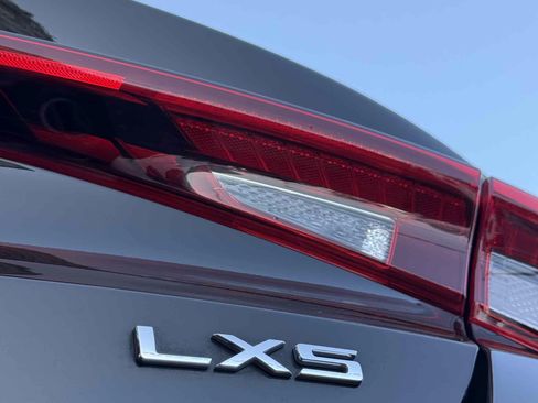 Used 2021 Kia K5 LXS FWD image 8