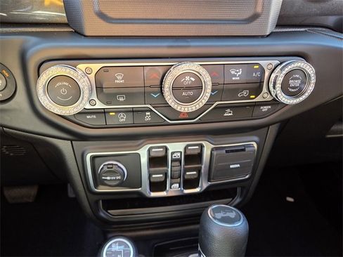 Used 2021 Jeep Wrangler Unlimited Sport w/ Technology Group image 28