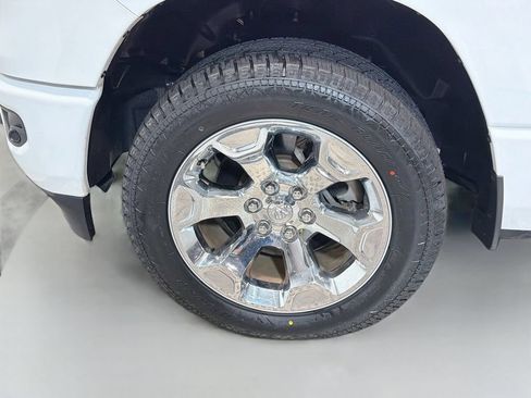 Used 2022 RAM 1500 Big Horn AWD/4WD image 32