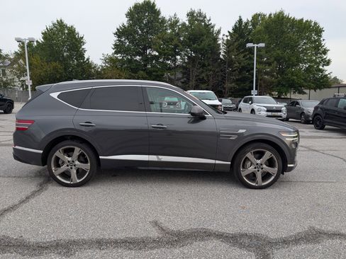 Used 2023 Genesis GV80 2.5T w/ Prestige Package image 2