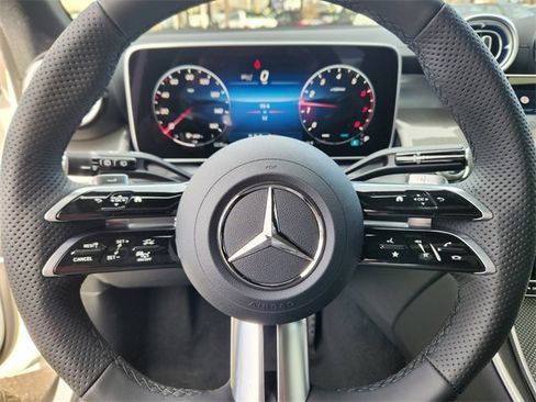 New 2026 Mercedes-Benz GLC 300 4MATIC image 19