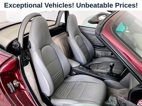 Used 2000 Porsche Boxster RWD image 8