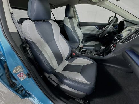 Used 2019 Subaru Crosstrek Hybrid w/ Moonroof Package w/Navigation AWD/4WD image 34