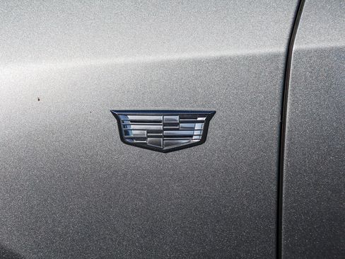 Used 2024 Cadillac XT4 Premium Luxury image 26