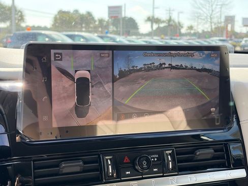 New 2026 Nissan Pathfinder SL image 21