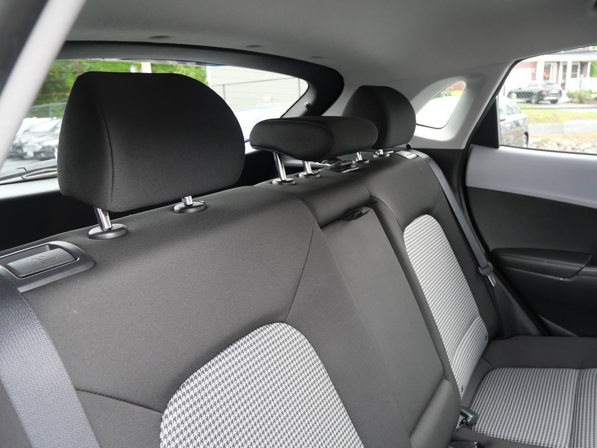 Used 2019 Hyundai Kona SEL AWD/4WD image 28